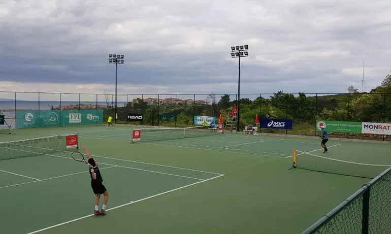 Пет победи за българските тенисисти на международния турнир Санта Марина къп - Tribune.bg