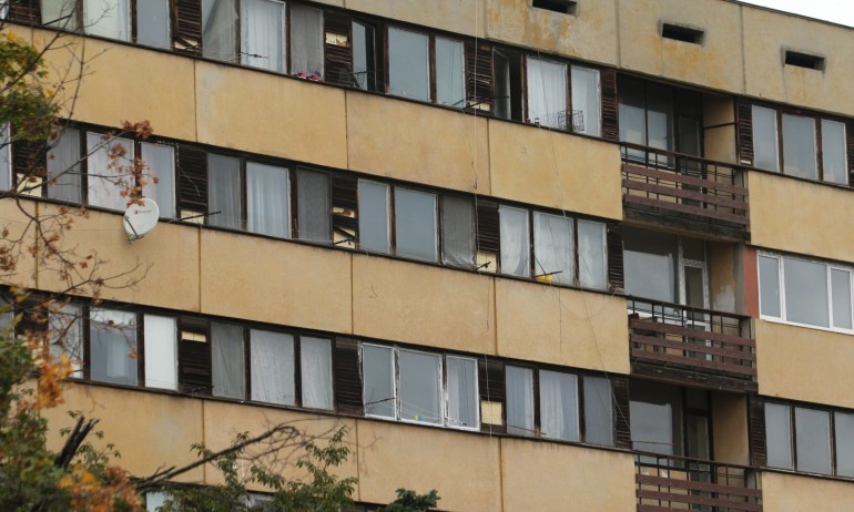 Студенти не могат да си платят тока в общежитията: Хладилник, две лампи, духалка - 450 лв. - Tribune.bg