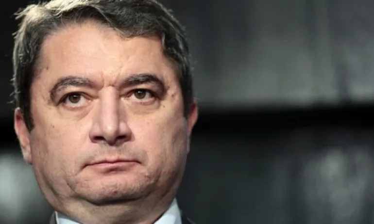 Емануил Йорданов за напускането на Кандев: В едно министерство две медийни звезди са в повече - Tribune.bg