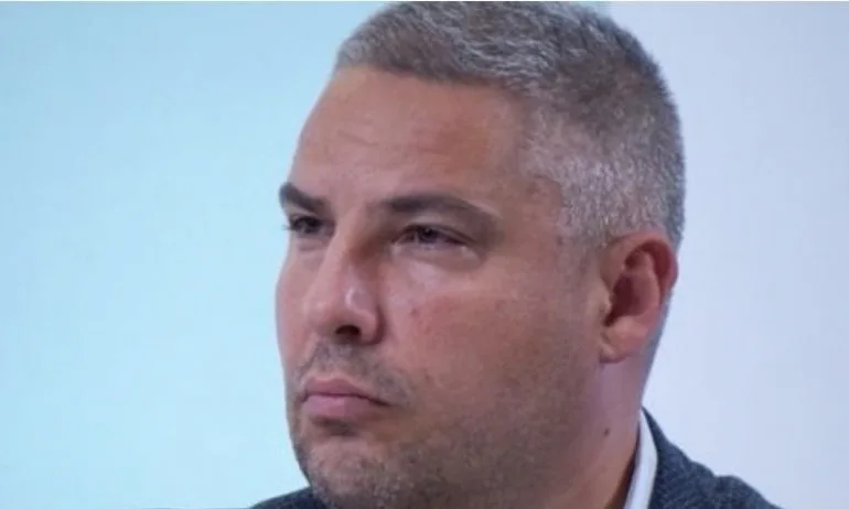 Лалов с призив: Всички в ДБ да гласуват против кабинета на ИТН - Tribune.bg