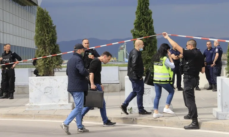 Загиналият в метрото е бил охранител, стреляно е с негов законен пистолет - Tribune.bg
