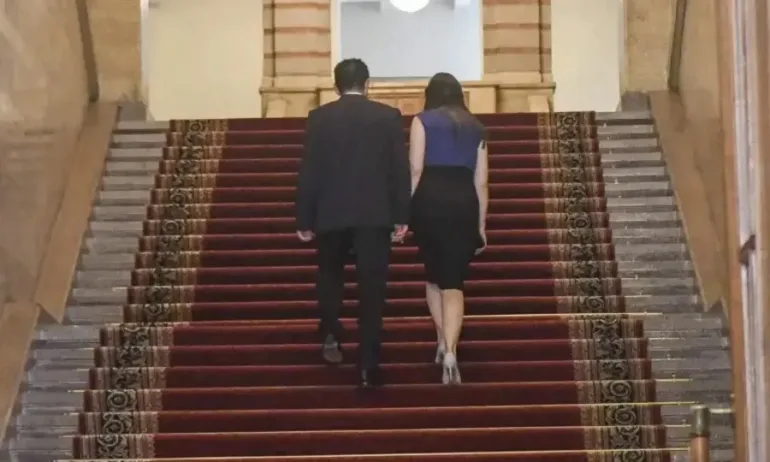 Диков: Ако Киро беше в Германия, заради Лена щеше да е чао и от политиката, и от Линда - Tribune.bg