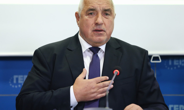 Македонска медия цитира Борисов: Петков не може да реши въпроса с РСМ - Tribune.bg