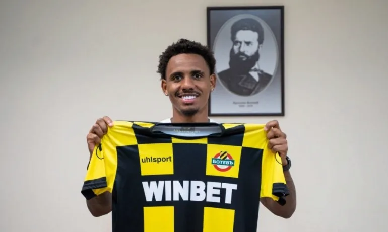 Бразилец си тръгна от Ботев Пд, имал действащ договор с Ботафого - Tribune.bg