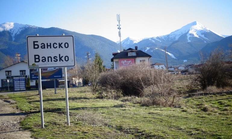 Арестуваха пиян украинец в Банско, държал заложници в хотел и заплашвал да го взриви - Tribune.bg