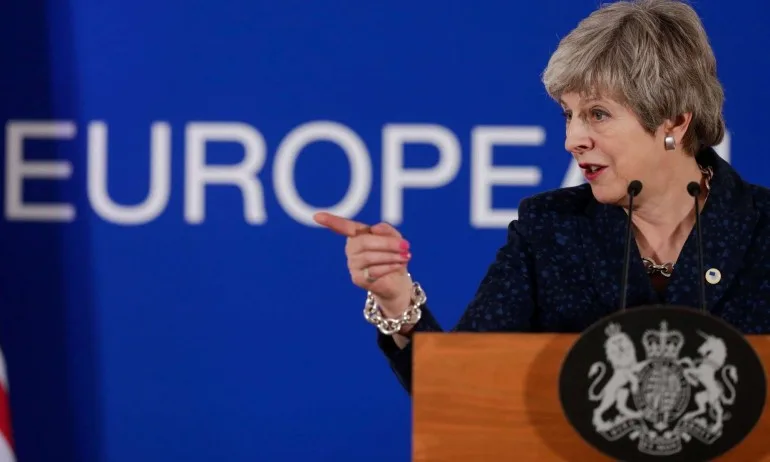 Министри на Мей готвят преврат в кабинета - Tribune.bg