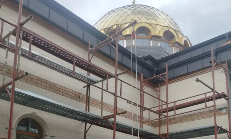 Софийската митрополия обвини кмета на Изгрев в натиск за избор на строител на храм - Tribune.bg