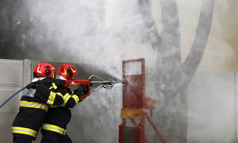 10 загинали и над 30 ранени при пожар в хотел в турски ски курорт (ВИДЕО) - Tribune.bg