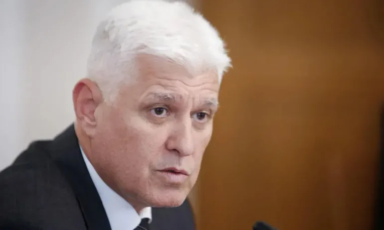 Министърът на отбраната е разрешил преминаване на чужди военни сили през България - Tribune.bg