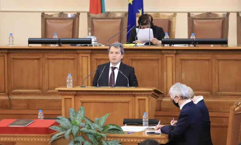 Тошко Йорданов: Няма да се лъжем, че този парламент ще изкара 4-годишен мандат - Tribune.bg