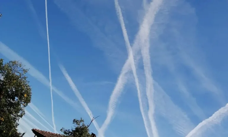 Спокойно, не ни пръскат с Ковид - Tribune.bg