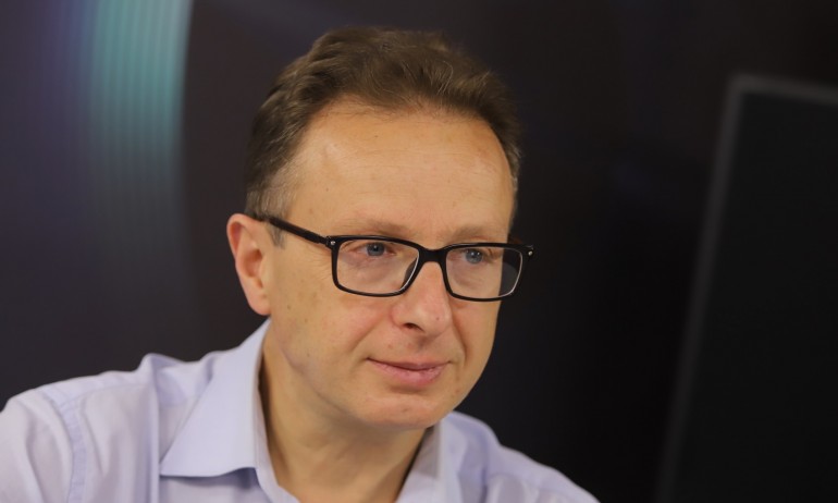 Сотиров към ДБ: Направо сте се атакизирали, стигнахте до там да слагате фесове на опонента - Tribune.bg