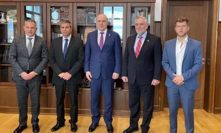 Влиятелен израелски представител: България да забрани със закон нацисткия Луков марш - Tribune.bg