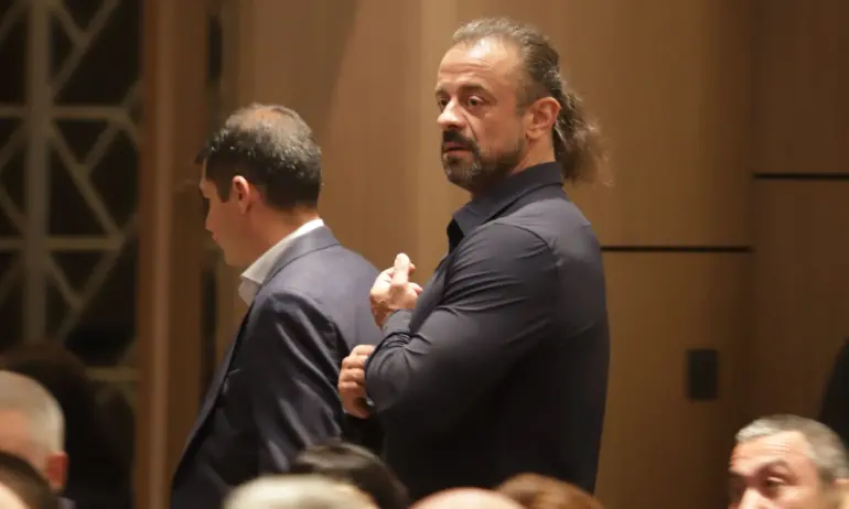 Асоциацията на заведенията и туристическия бизнес със сигнал до прокуратурата срещу министър Зарица Динкова - Tribune.bg