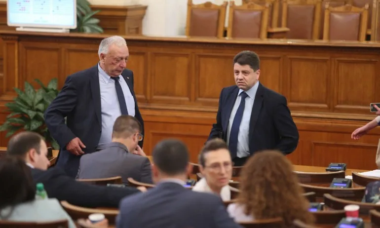 ГЕРБ обвиниха БСП в политическо хакерство - Tribune.bg