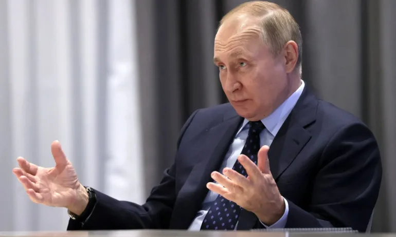 Руският президент Владимир Путин заяви, че следи спецоперацията“ в Украйна