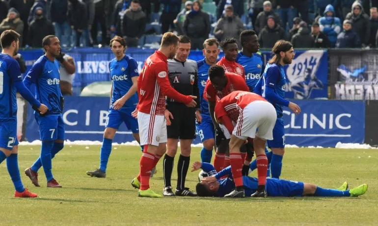 Левски би ЦСКА 1:0 с автогол - Tribune.bg