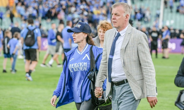 Сираков с емоционално обръщение към феновете на Левски - Tribune.bg