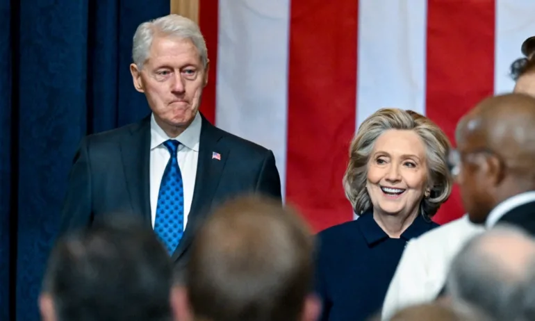 Бил Клинтън отрече да е извършил нарушения по време на разпита за връзките си с Епстийн - Tribune.bg