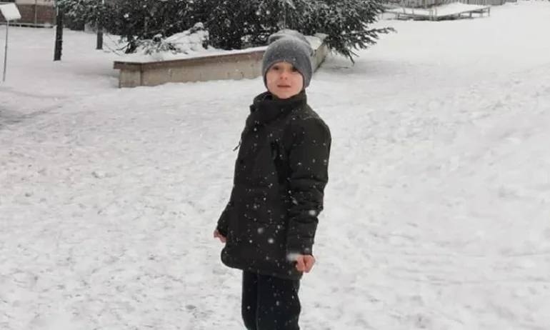 Майката на Сашко: Не мисля, че е бил отвлечен, разминавал се е с доброволците - Tribune.bg