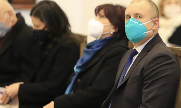 Радев обясни, че партиите нямали основания за претенции за дата на вота - Tribune.bg