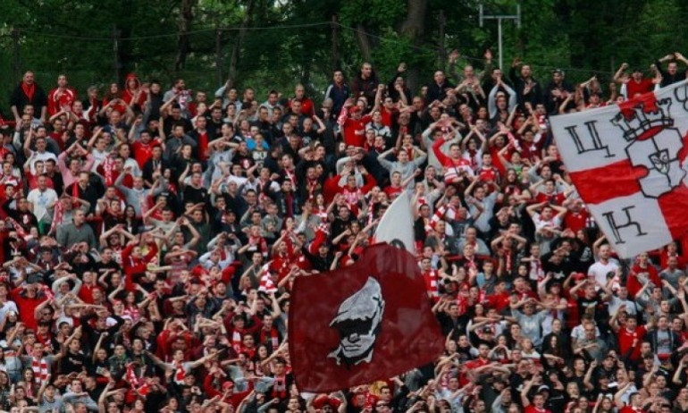 Сектор Г: Промяна в аматьорското управление на клуба няма, бойкотът продължава - Tribune.bg