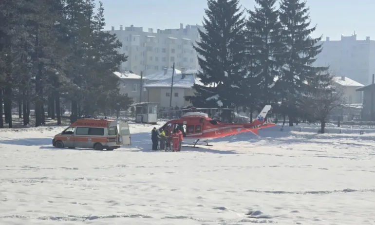 Падналият от балкон на хотел турист в Банско е траспортиран с хеликоптер в София