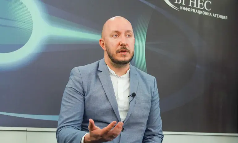 Икономистът Михаил Кръстев: Разходите в Бюджет 2024 са големи, а приходната част не може да ги навакса - Tribune.bg