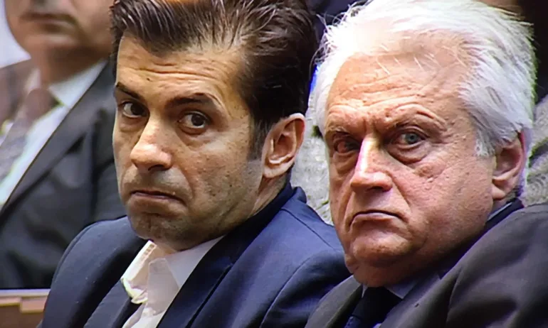 Когато се мислиш за голям играч, а осъзнаеш, че си обикновена пионка. Другият така си гледа, особено преди обяд - Tribune.bg