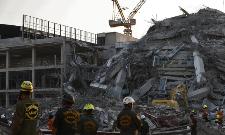 Хиляди са вероятно жертвите на земестресението в Мианмар - Tribune.bg