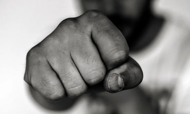 Жена почина след побой от мъжа, с когото живеела на семейни начала - Tribune.bg