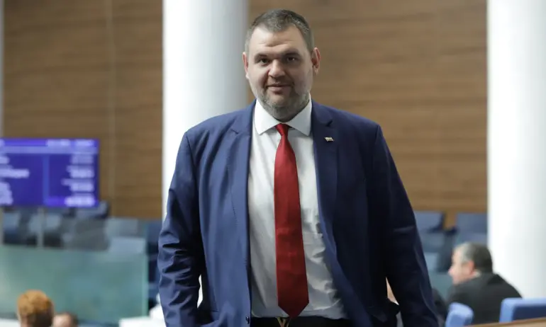 Делян Пеевски ще се кандидатира за председател на ДПС - Tribune.bg