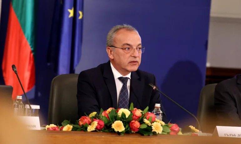 Гълъб Донев: Ще внесем проектобюджета за 2023 г, ако няма правителство до края на април - Tribune.bg