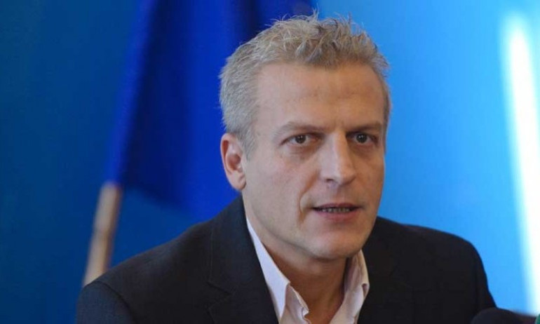 Петър Москов: Осем признака, че не те слуша главата - Tribune.bg