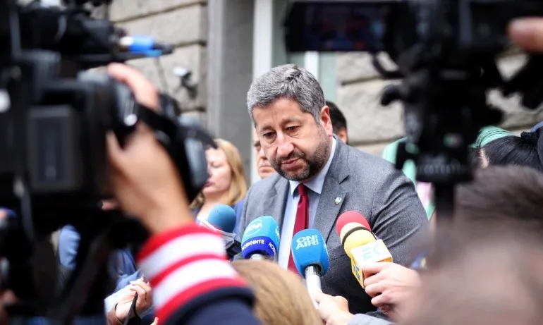 ДБ обжалва отказа на РИК-Стара Загора да регистрира листата им, спори за часа на даване на документите - Tribune.bg