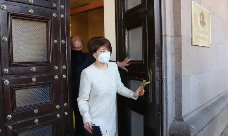 Десислава Атанасова припомня: Факти и хронология преди американските санкции - Tribune.bg