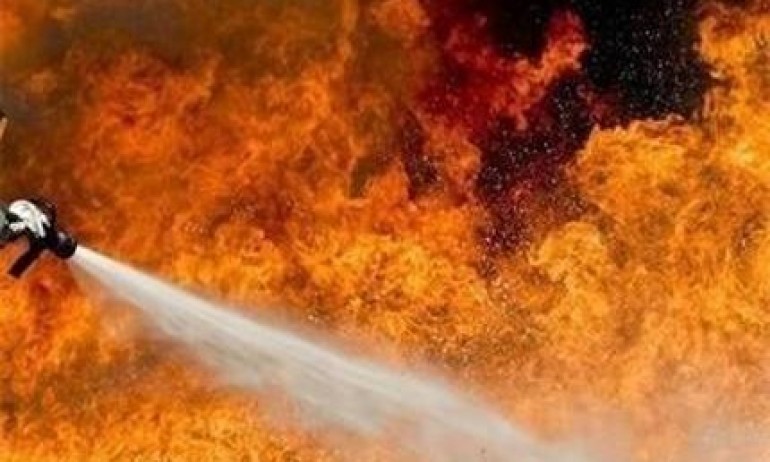 Пожар в училище в Симеоновград, евакуираха над 400 деца - Tribune.bg