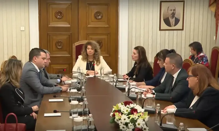 ИТН към Йотова: Гюров и Главчев са политически оцветени, изберете служебен премиер от другите 3 - Tribune.bg