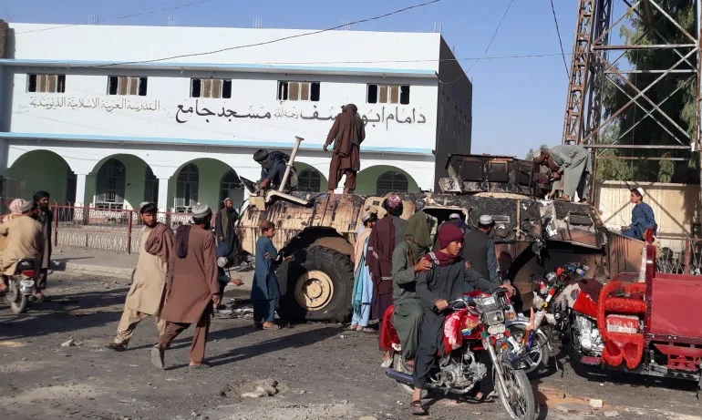 Талибаните стигнаха до Кабул, столицата е окупирана от всички страни - Tribune.bg