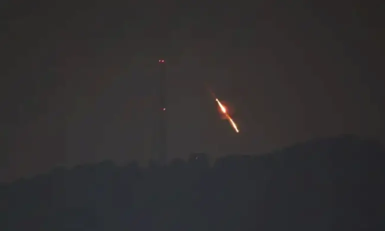 The Wall Street Journal: Израел отблъсна атаката с чужда помощ, но ще се справи ли без нея? - Tribune.bg