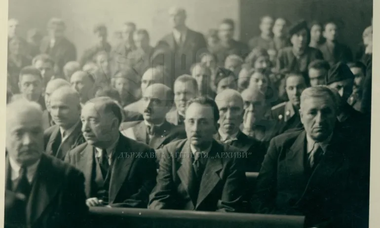 Народният съд: злодеянието с дългосрочни последици за България - Tribune.bg