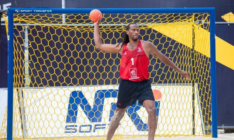 Бивша звезда от ПСЖ, който пази за Франция: Във Варна се усеща страхотен дух на плажен хандбал - Tribune.bg