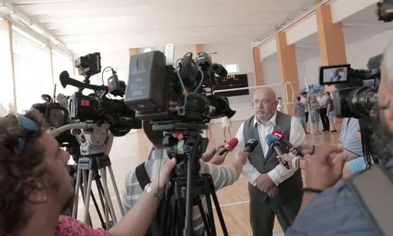 Кралев: Ще възстановим икономическия живот в спортните клубове, след като намалиха на 9% ДДС на спортните услуги - Tribune.bg