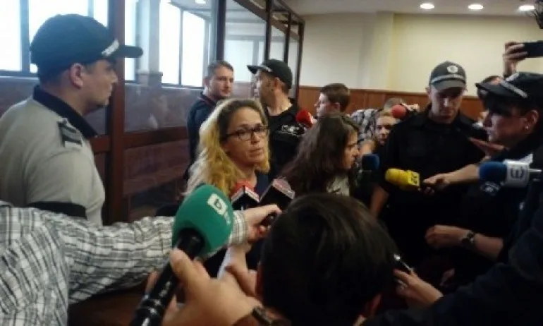 До дни съдът решава: Отива ли си вкъщи Десислава Иванчева - Tribune.bg