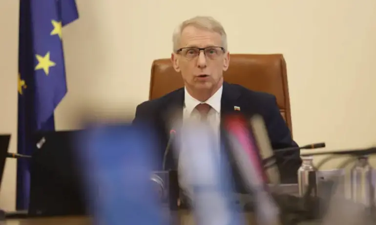 Премиерът Николай Денков посочи пред Би Би Си, че българското