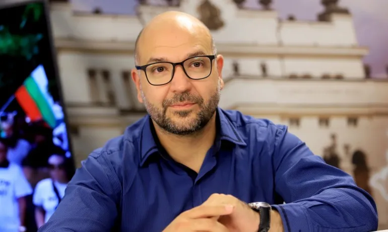 Христо Панчугов: Гласуване по пощата е гаранция за политическо фиаско - Tribune.bg