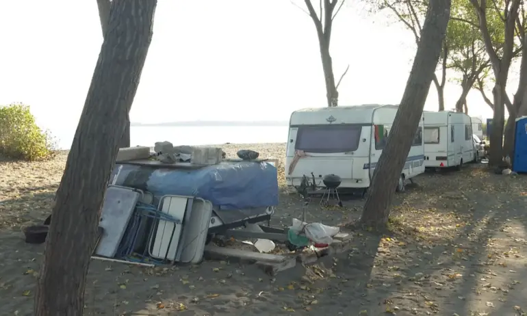 Премахват незаконните каравани по морето - Tribune.bg