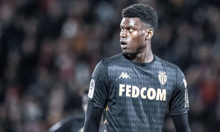 Челси иска защитник на Монако - Tribune.bg