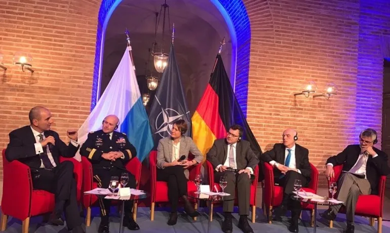 Цветанов участва в конференцията Разказ за множество флангове: НАТО и нуждата от стратегия за Черно море в Мюнхен - Tribune.bg