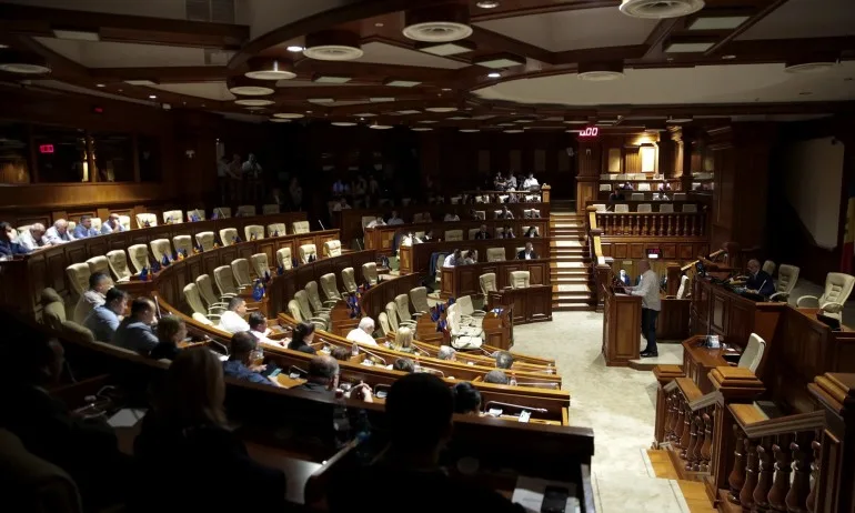 Конституционният съд на Молдова отстрани президента Игор Додон - Tribune.bg